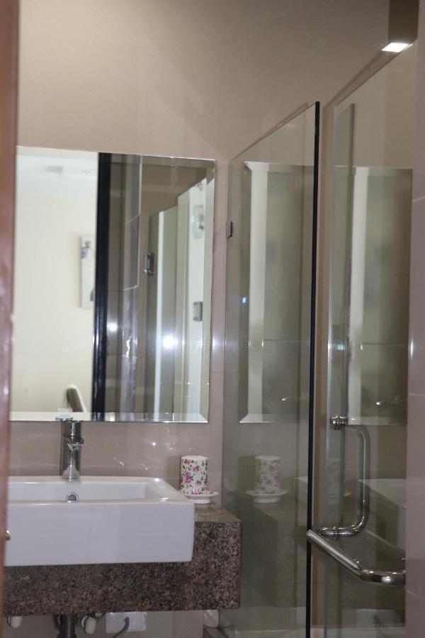 Mactan NewTown Cebu-1BR Apartment Lapu-Lapu City Bagian luar foto