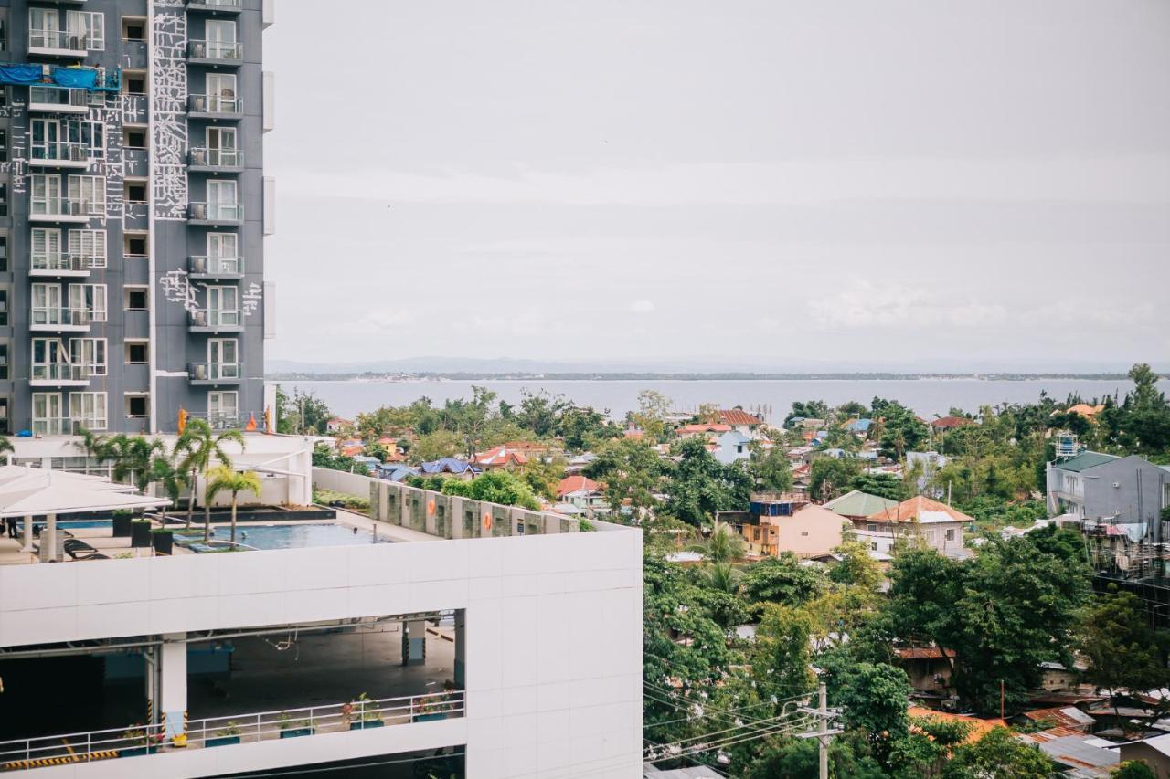 Mactan NewTown Cebu-1BR Apartment Lapu-Lapu City Bagian luar foto